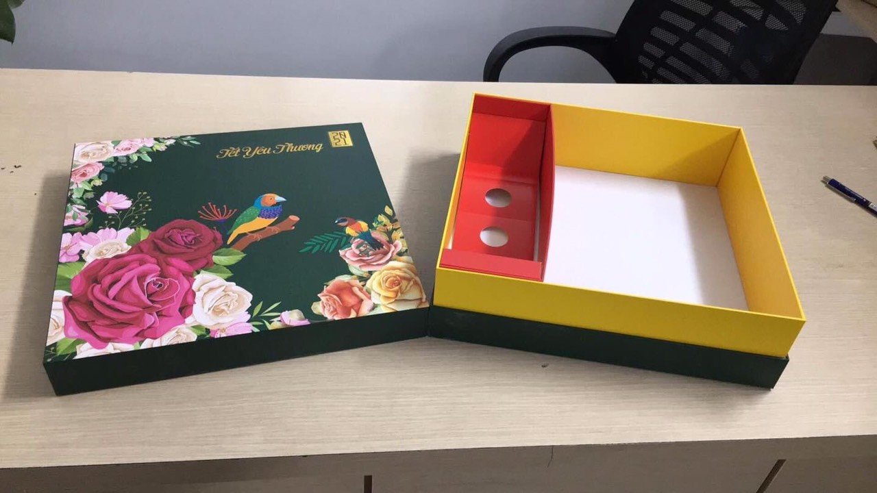 Print Tet gift box